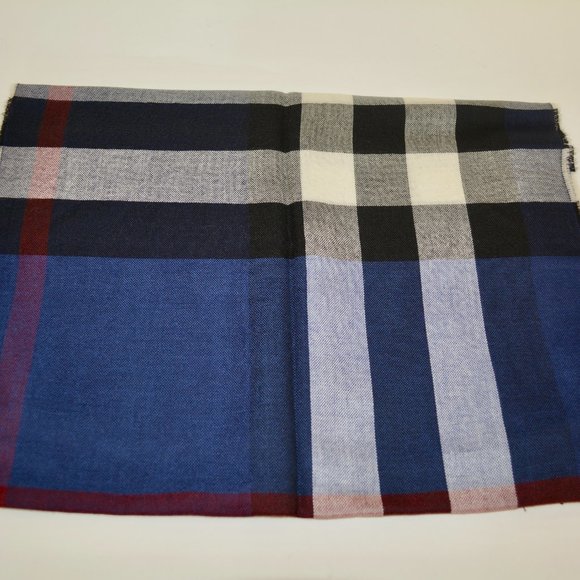 NWT BURBERRY TONAL LIGHTWEIGHT NOVA CHECK WOOL CASHMERE FRINGE SCARF - Picture 5 of 10